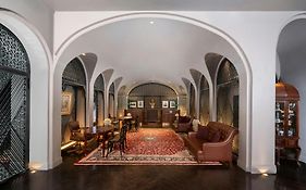 Hotel Muse Bangkok Langsuan - MGallery - SHA PLUS Certified